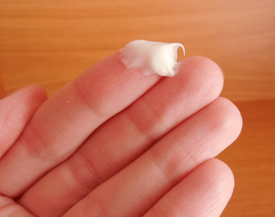 Gelarex -Creme fließt nicht und wird nicht schmutzig
